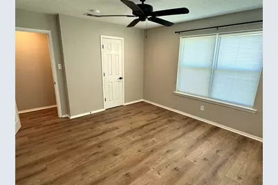321 E Lake Street, Krum, TX 76249 - Photo 19