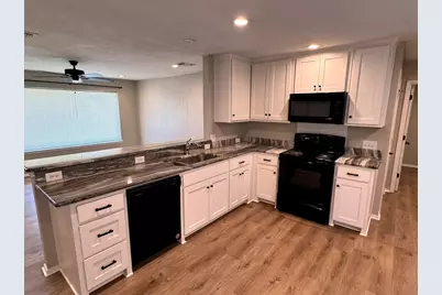 321 E Lake Street, Krum, TX 76249 - Photo 11