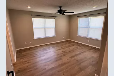 321 E Lake Street, Krum, TX 76249 - Photo 21
