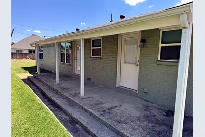 321 E Lake Street, Krum, TX 76249 - Photo 7