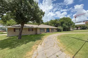 511 W Walnut St, Celina, TX 75009 - Photo 25