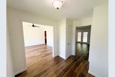 511 W Walnut Street, Celina, TX 75009 - Photo 3