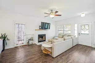 100 S Lakeview Dr, Lake Dallas, TX 75065 - Photo 5