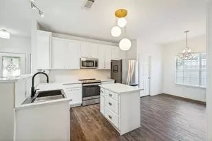 100 S Lakeview Dr, Lake Dallas, TX 75065 - Photo 7