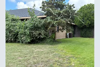 2730 Cladius Drive, Grand Prairie, TX 75052 - Photo 3