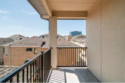 8221 Folcroft Lane, Dallas, TX 75231 - Photo 19