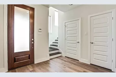 8221 Folcroft Lane, Dallas, TX 75231 - Photo 7