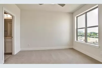 8221 Folcroft Lane, Dallas, TX 75231 - Photo 11