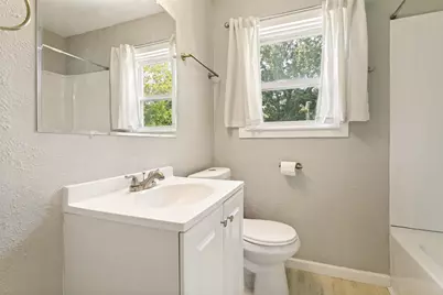 4808 Sherwood Drive, River Oaks, TX 76114 - Photo 9