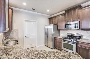 8717 Whitehead St, McKinney, TX 75070 - Photo 3
