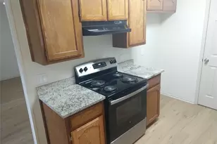 3610 Westgrove Dr, Arlington, TX 76001 - Photo 5