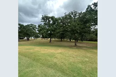 108 Country Club Drive, Nocona, TX 76255 - Photo 3