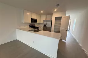2524 Guineas Ln, Aubrey, TX 76227 - Photo 5