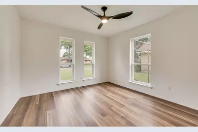 3914 Shady Hollow Lane, Dallas, TX 75233 - Photo 13
