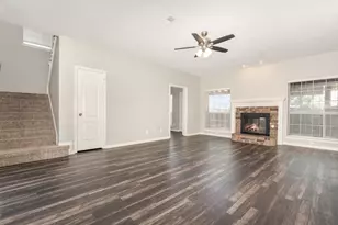 1305 Barclay Dr, Carrollton, TX 75007 - Photo 3