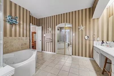10402 Fairway Vista Drive, Rowlett, TX 75089 - Photo 13