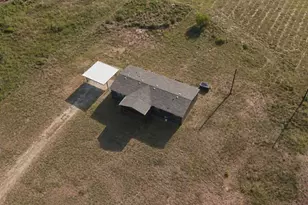 1023 Hopewell Rd, Bellevue, TX 76228 - Photo 35