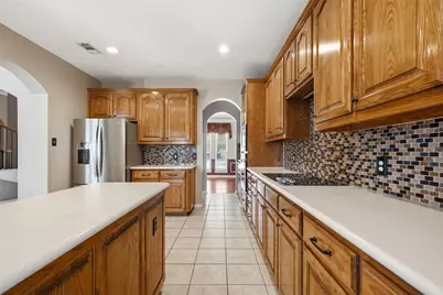 6333 Southern Hills Drive, Fort Worth, TX 76132 - Photo 11