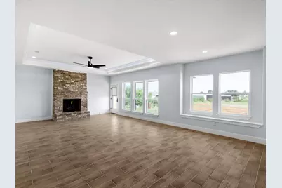 1013 Magnolia Court, Springtown, TX 76082 - Photo 11