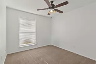 5514 Bishop Ct, Lake Dallas, TX 75065 - Photo 9