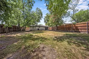2225 Sybil Dr, Mesquite, TX 75149 - Photo 19