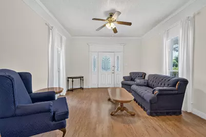 217 E 1st Street, Weatherford, TX 76086 - Photo 7