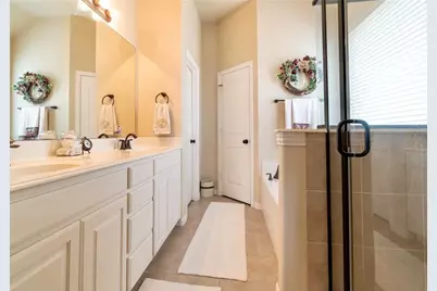 908 Lake Grove Drive, Little Elm, TX 75068 - Photo 5
