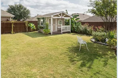 908 Lake Grove Drive, Little Elm, TX 75068 - Photo 9