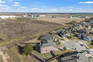 903 Dublin Ct, McGregor, TX 76657 - Photo 35