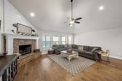 903 Dublin Court, McGregor, TX 76657 - Photo 17