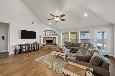 903 Dublin Court, McGregor, TX 76657 - Photo 15