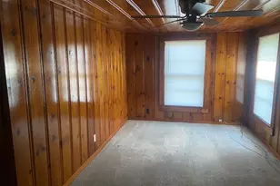 106 NW 2nd St, Bogata, TX 75417 - Photo 11