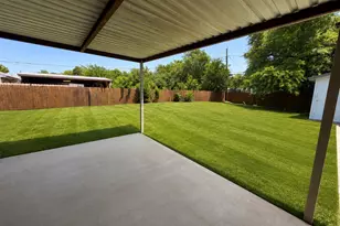 1640 Glenn Dr, Blue Mound, TX 76131 - Photo 3