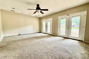 202 Juniper St, Mansfield, TX 76063 - Photo 7