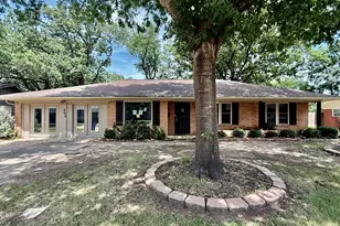 202 Juniper St, Mansfield, TX 76063 - Photo 1