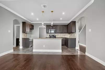 1626 Hawthorne Street, Cleburne, TX 76033 - Photo 7