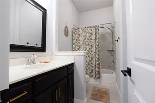 9320 Meadowpark Dr, Denton, TX 76226 - Photo 25