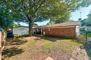 116 Gantt St, Terrell, TX 75160 - Photo 11