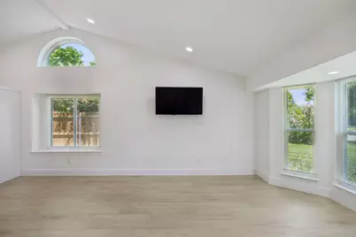 7805 Estates Way, Rowlett, TX 75089 - Photo 9