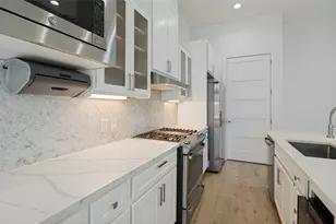 1910 Caddo St, Dallas, TX 75204 - Photo 3