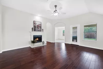 11217 Gibbons Creek Drive, Frisco, TX 75036 - Photo 13