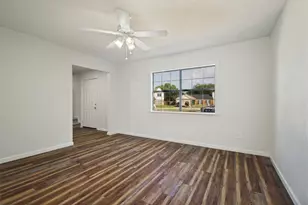5104 Melody Ct, Flower Mound, TX 75028 - Photo 3