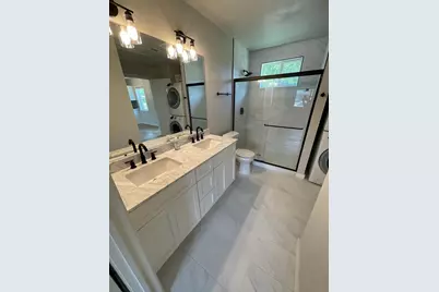 1605 Hawthorne Lane, Plano, TX 75074 - Photo 9
