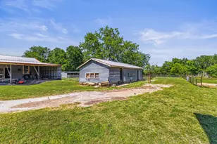 1305 S Old Temple Rd, Lorena, TX 76655 - Photo 37