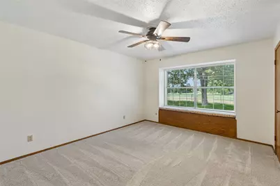 1928 Loma Linda Court, Fort Worth, TX 76112 - Photo 19
