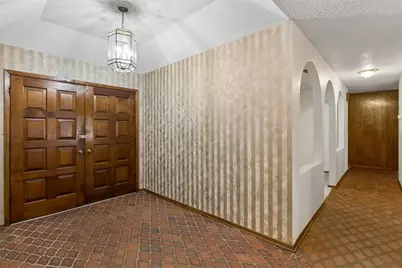 1928 Loma Linda Court, Fort Worth, TX 76112 - Photo 3