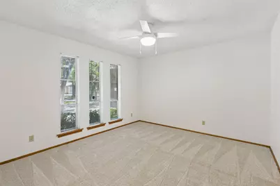 1928 Loma Linda Court, Fort Worth, TX 76112 - Photo 27