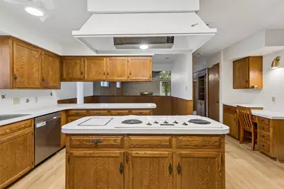 1928 Loma Linda Court, Fort Worth, TX 76112 - Photo 17