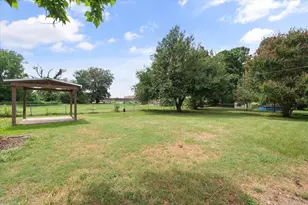 701 Kelly St, Fairfield, TX 75840 - Photo 29