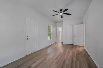 1421 S Scullin Avenue, Denison, TX 75020 - Photo 21